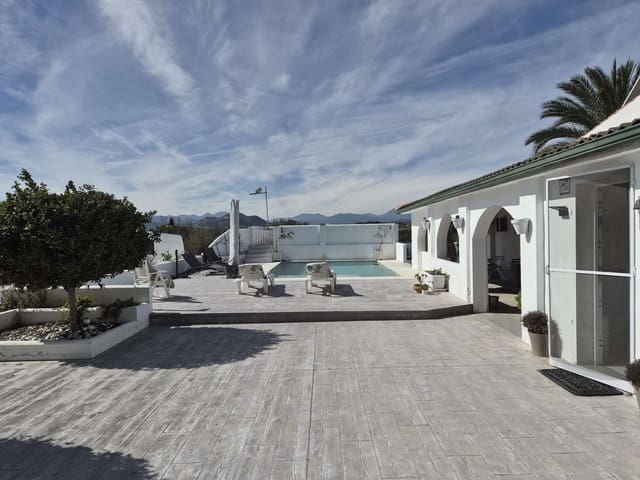 3 soverom Villa til salgs i Cártama med svømmebasseng garasje - € 525 000 (Ref: 9906810)