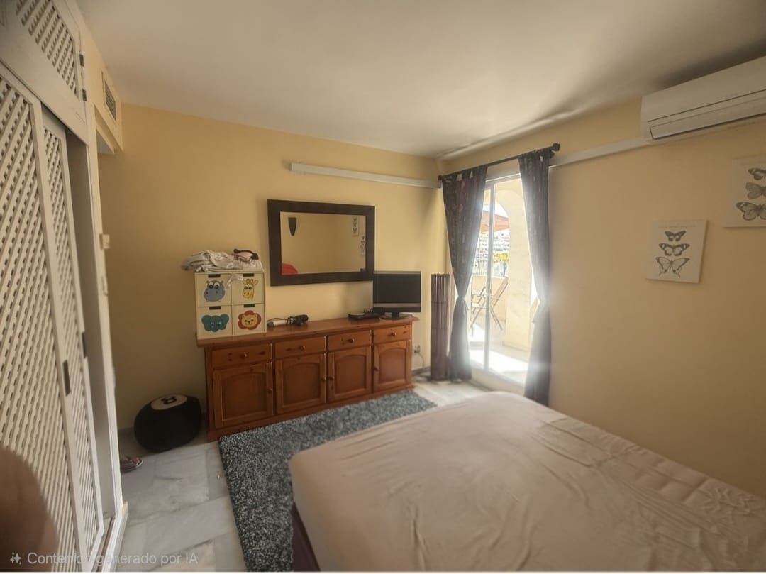 1 soveværelse Strandlejlighed til salg i Benalmadena med swimmingpool - € 445.000 (Ref: 9910049)