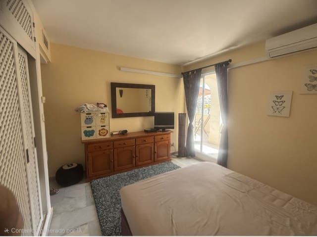 1 soveværelse Strandlejlighed til salg i Benalmádena med swimmingpool - € 445.000 (Ref: 9910049)
