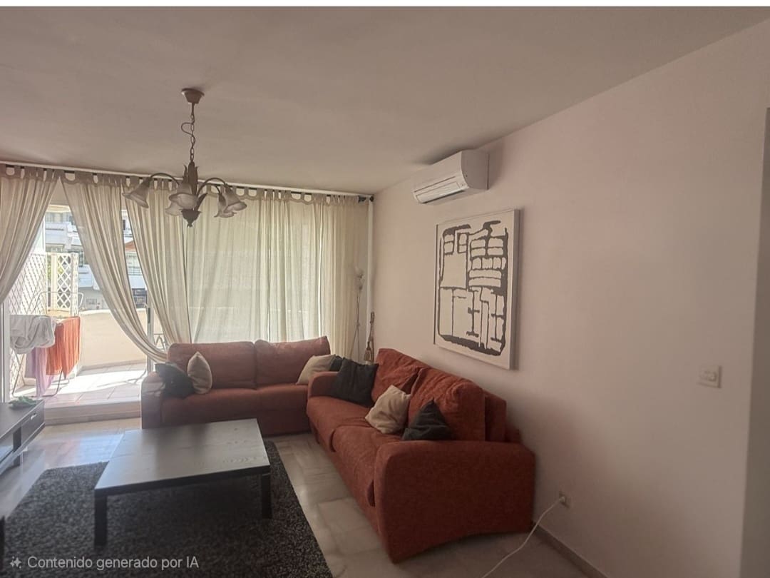 1 soveværelse Strandlejlighed til salg i Benalmadena med swimmingpool - € 445.000 (Ref: 9910049)