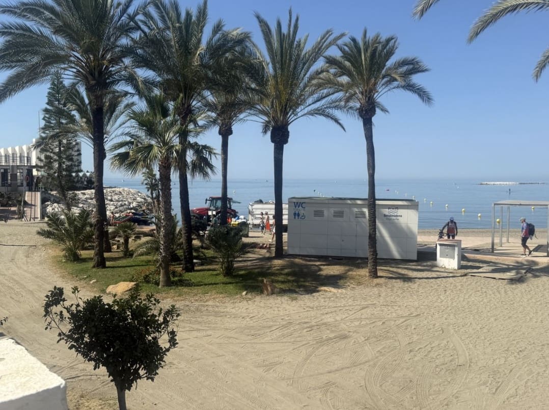 1 soveværelse Strandlejlighed til salg i Benalmadena med swimmingpool - € 445.000 (Ref: 9910049)