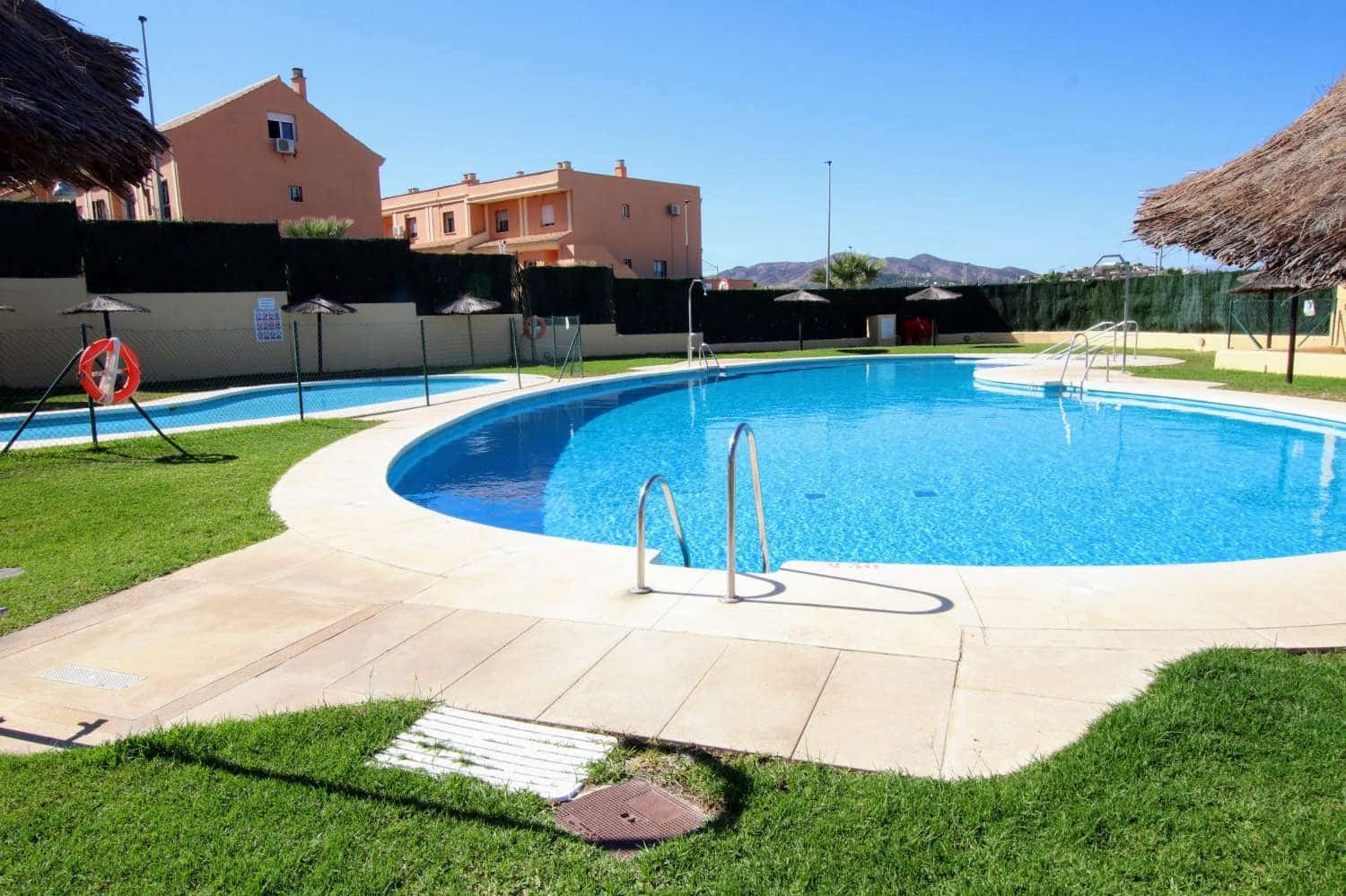 2 soverom Leilighet til salgs i Alhaurin de la Torre med svømmebasseng garasje - € 316 000 (Ref: 9917731)