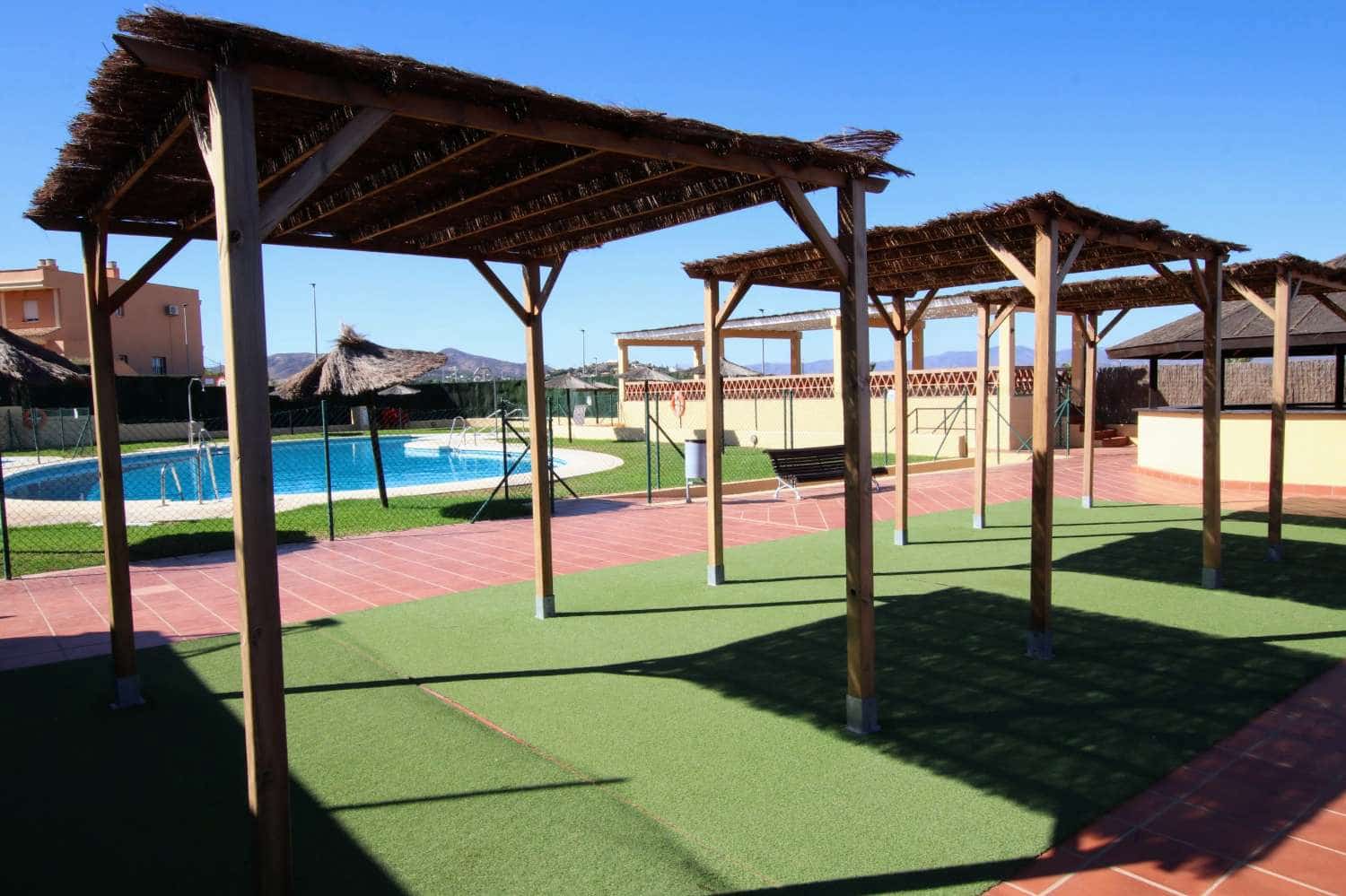 2 soverom Leilighet til salgs i Alhaurin de la Torre med svømmebasseng garasje - € 316 000 (Ref: 9917731)