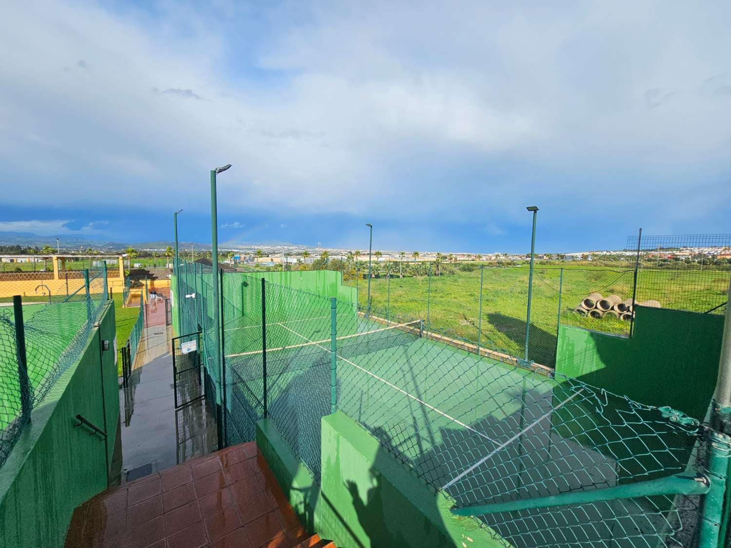 2 soverom Leilighet til salgs i Alhaurin de la Torre med svømmebasseng garasje - € 316 000 (Ref: 9917731)