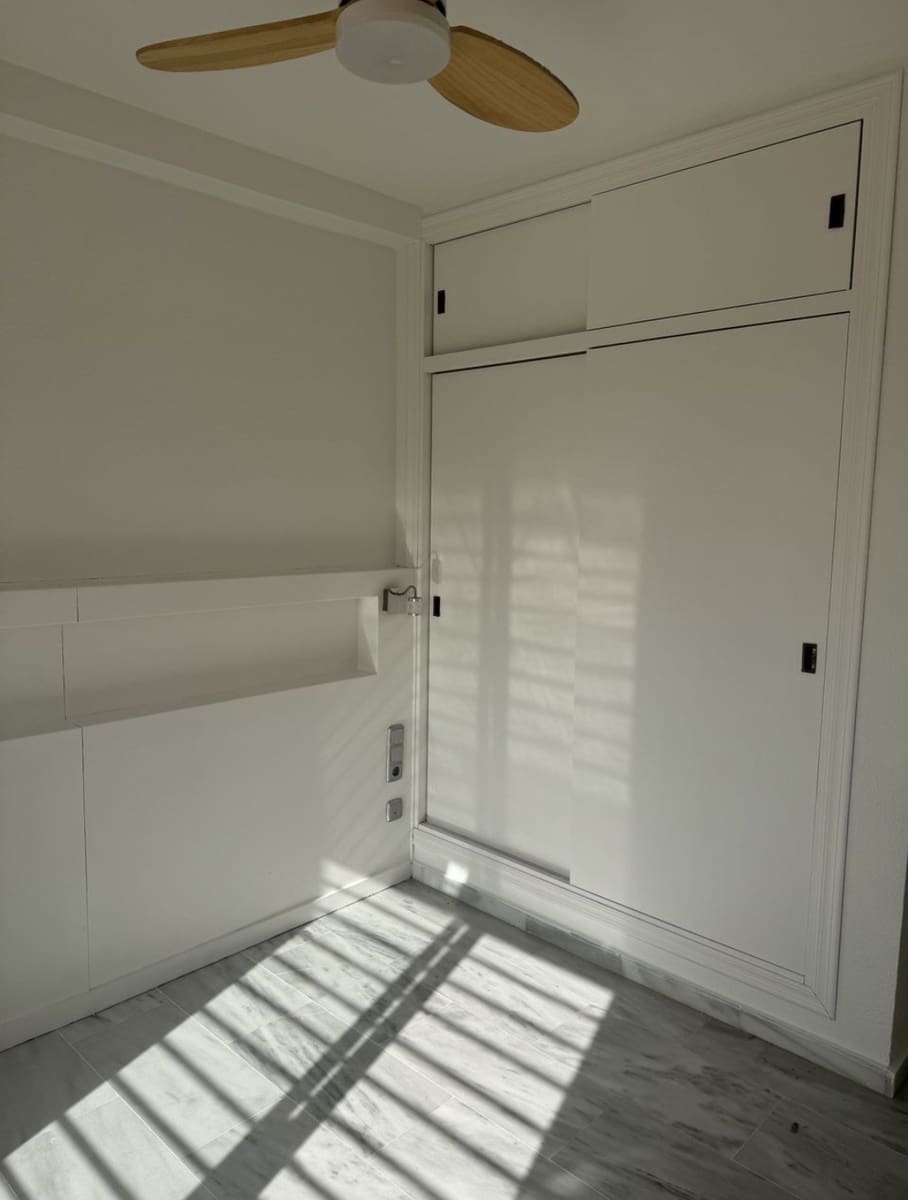 2 bedroom Beach Apartment for rent in Malaga city with garage - € 1,395 (Ref: 9935562)