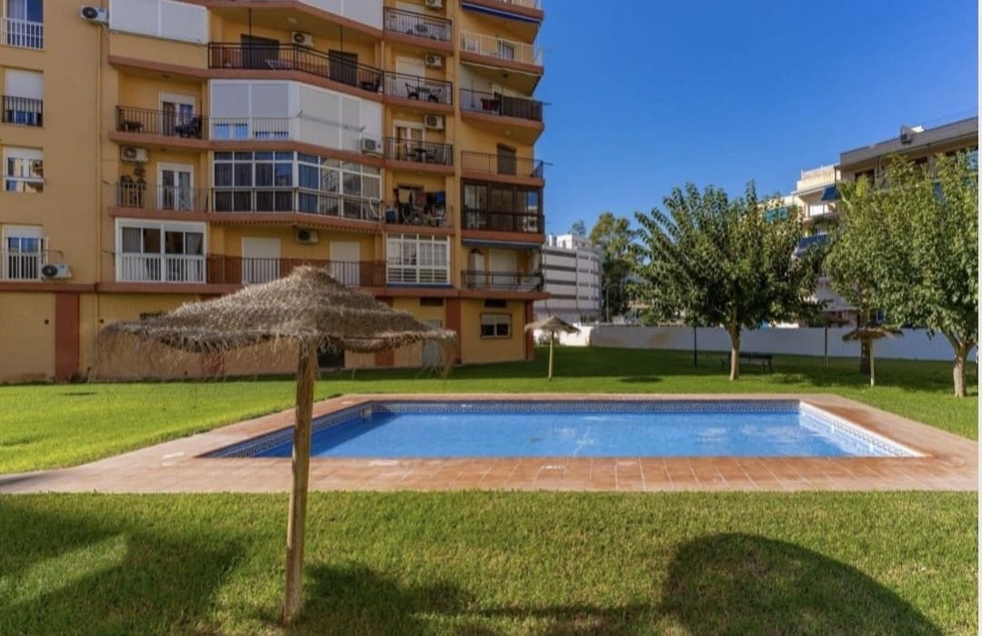 1 camera da letto Appartamento sulla Spiaggia da affitare come casa vacanza in Torremolinos con piscina garage - 329 € (Rif: 9935563)