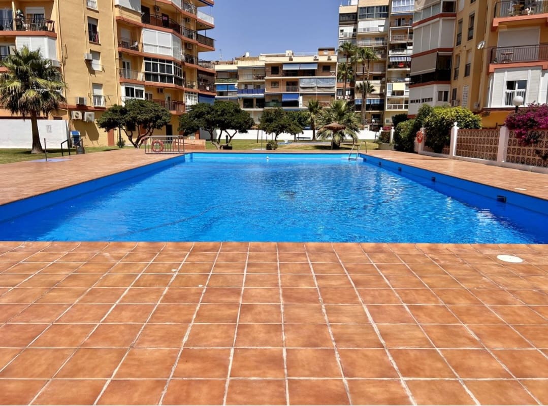 1 camera da letto Appartamento sulla Spiaggia da affitare come casa vacanza in Torremolinos con piscina garage - 329 € (Rif: 9935563)