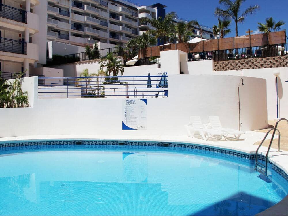 1 soveværelse Strandlejlighed til salg i Benalmadena med swimmingpool - € 234.000 (Ref: 9937514)