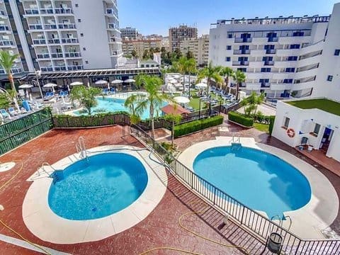 1 soveværelse Strandlejlighed til salg i Benalmadena med swimmingpool - € 234.000 (Ref: 9937514)