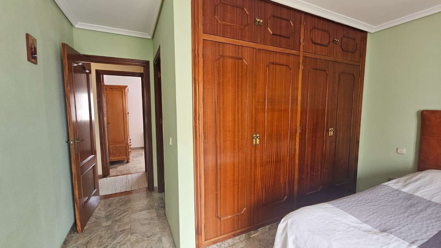 3 slaapkamer Flat te koop in Torremolinos - € 300.000 (Ref: 9941737)