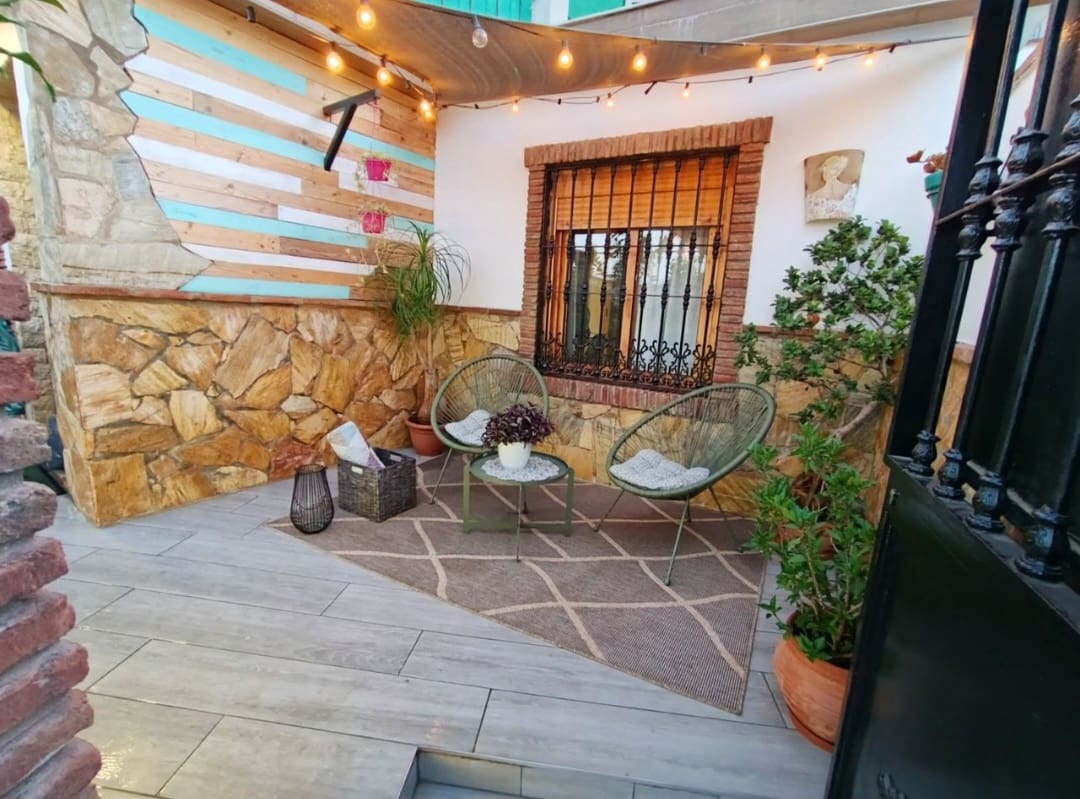 2 soverom Rekkehus til salgs i Torremolinos - € 409 000 (Ref: 9949178)