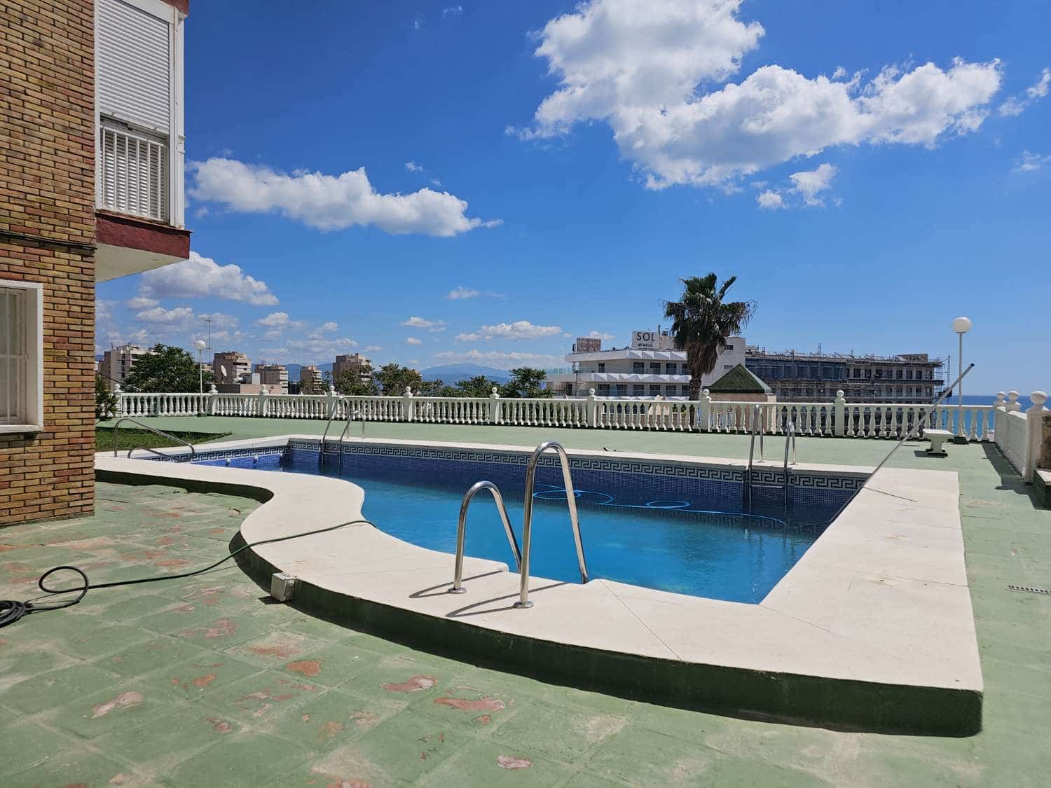 Studio à vendre à Torremolinos avec piscine garage - 244 000 € (Ref: 9953747)