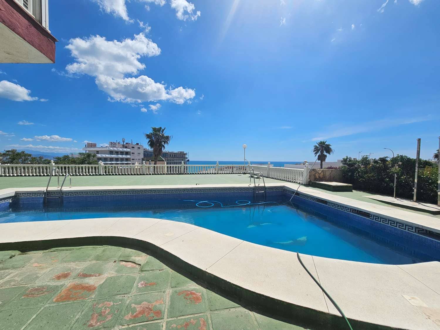 Studio à vendre à Torremolinos avec piscine garage - 244 000 € (Ref: 9953747)