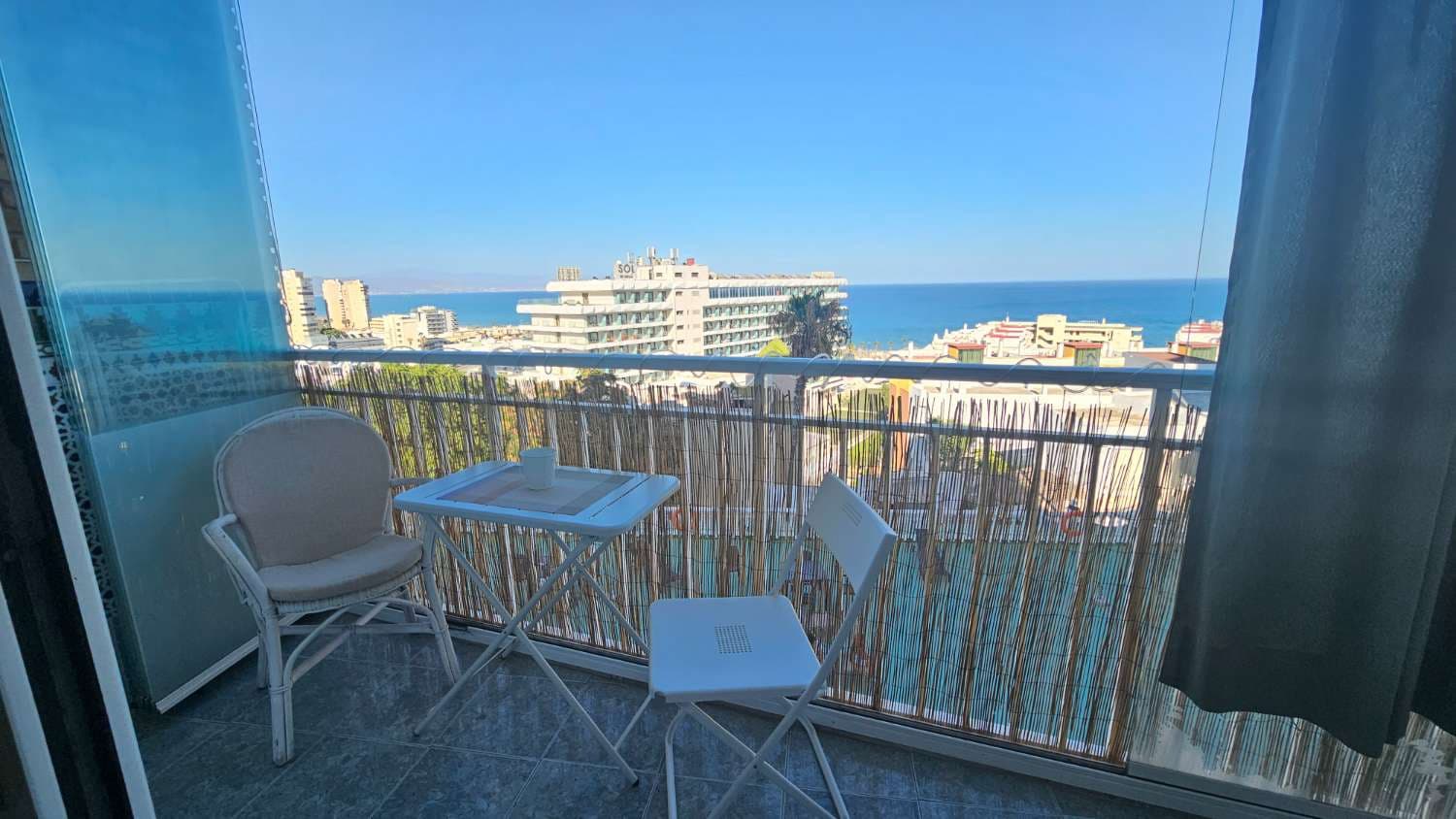 Studio à vendre à Torremolinos avec piscine garage - 244 000 € (Ref: 9953747)