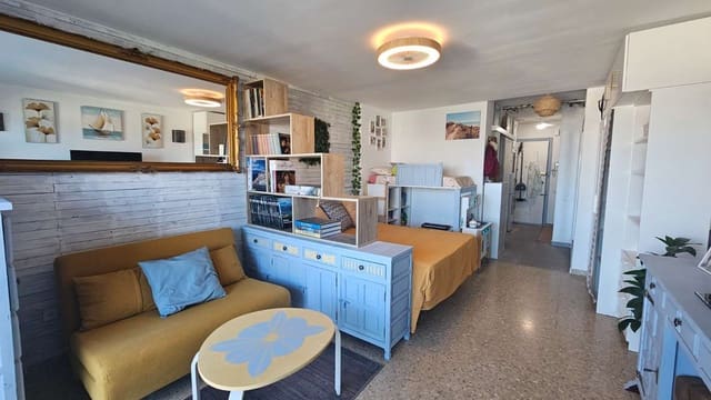 Studio na sprzedaż w Torremolinos z basenem garażem - 244 000 € (Ref: 9953747)