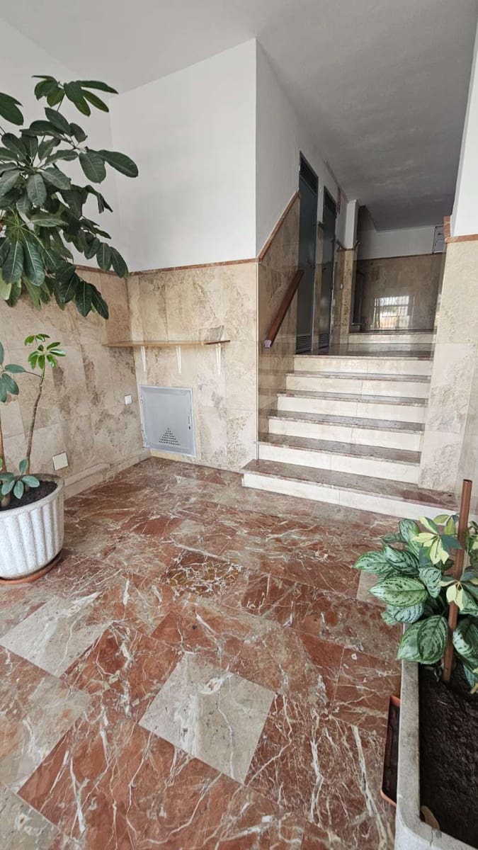 4 slaapkamer Flat te koop in Alhaurin de la Torre - € 325.000 (Ref: 9962028)