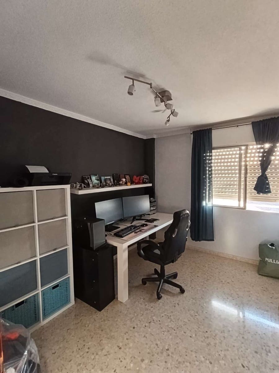 4 slaapkamer Flat te koop in Alhaurin de la Torre - € 325.000 (Ref: 9962028)