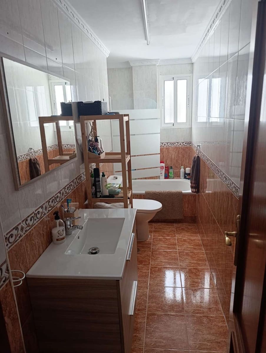 4 slaapkamer Flat te koop in Alhaurin de la Torre - € 325.000 (Ref: 9962028)