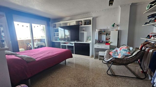4 slaapkamer Flat te koop in Alhaurín de la Torre - € 325.000 (Ref: 9962028)