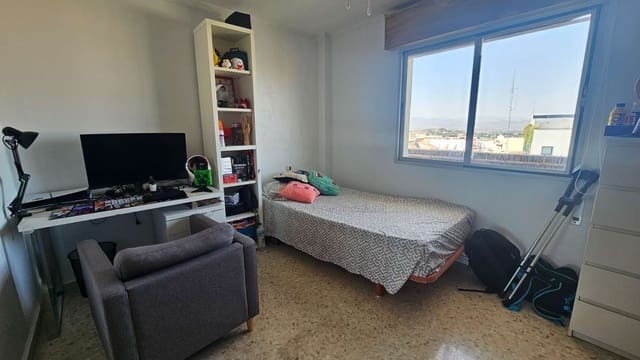 4 slaapkamer Flat te koop in Alhaurín de la Torre - € 325.000 (Ref: 9962028)