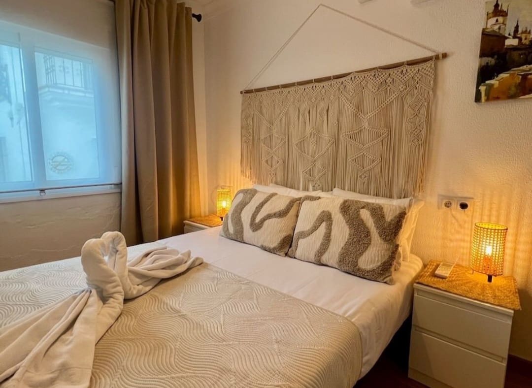 3 bedroom Beach Apartment for sale in Mijas - € 275,000 (Ref: 9964885)