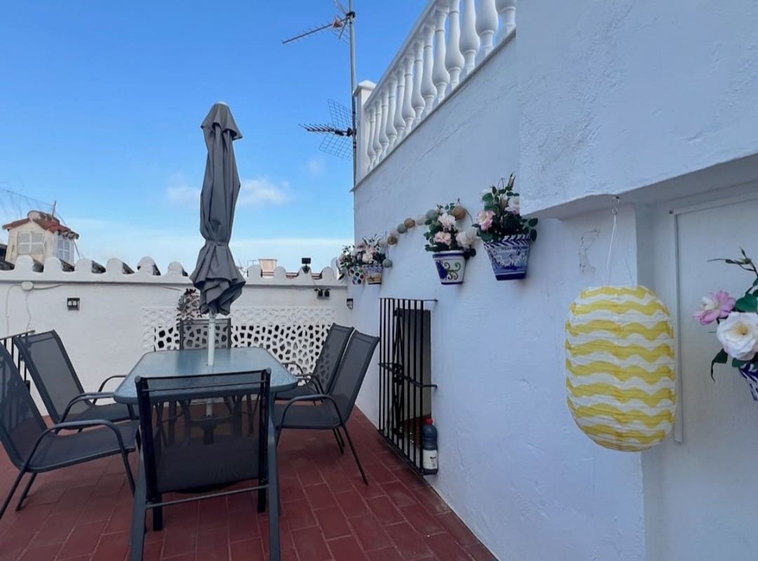 3 bedroom Beach Apartment for sale in Mijas - € 275,000 (Ref: 9964885)