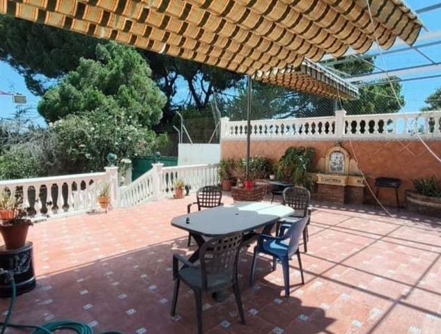 4 camera da letto Villa in vendita in Alhaurín de la Torre con piscina garage - 605.000 € (Rif: 9964886)