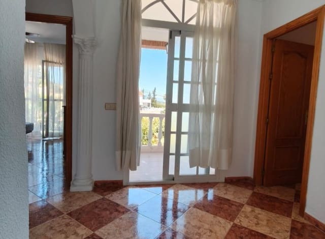 4 camera da letto Villa in vendita in Alhaurín de la Torre con piscina garage - 605.000 € (Rif: 9964886)