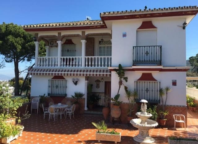 4 camera da letto Villa in vendita in Alhaurín de la Torre con piscina garage - 605.000 € (Rif: 9964886)