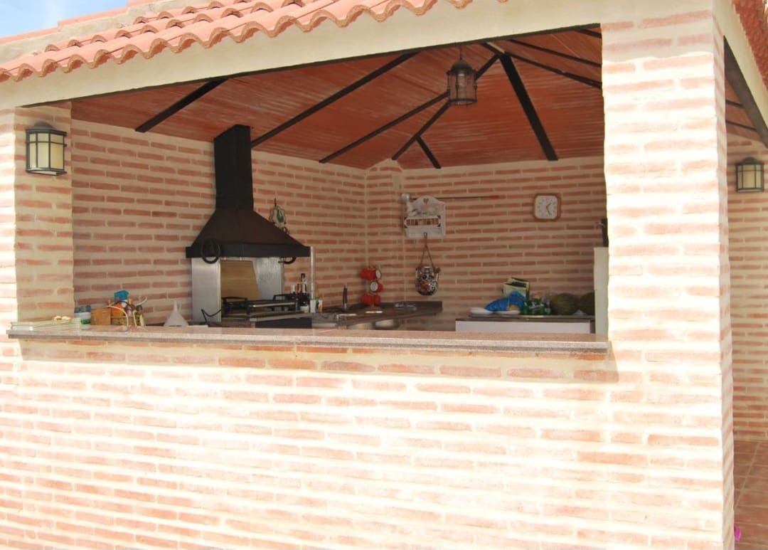 5 sovrum Villa till salu i Antequera med pool - 685 000 € (Ref: 9964887)