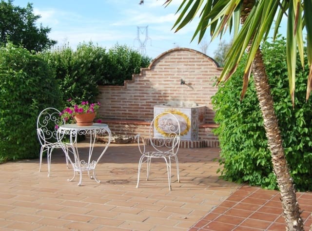 5 soveværelse Villa til salg i Antequera med swimmingpool - € 685.000 (Ref: 9964887)