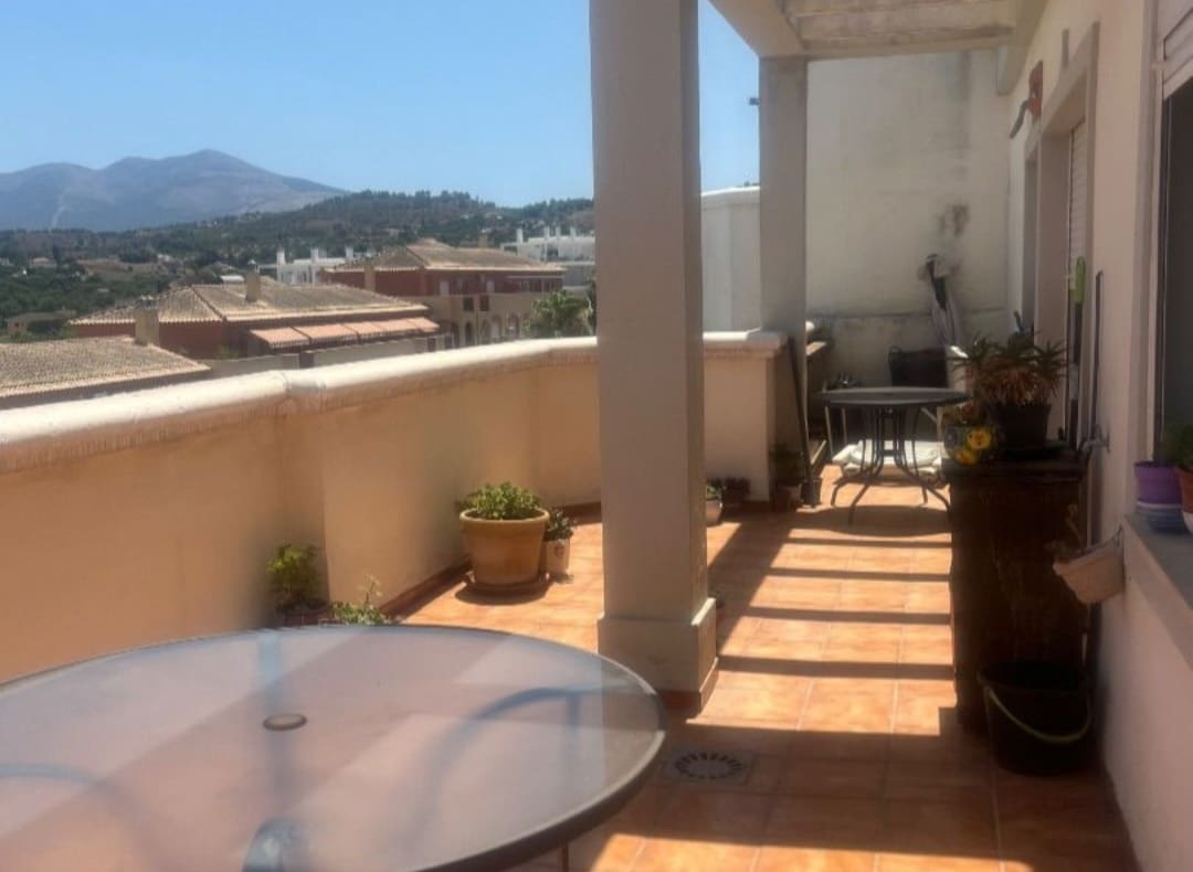 2 camera da letto Attico in vendita in Coin con garage - 286.000 € (Rif: 9969226)