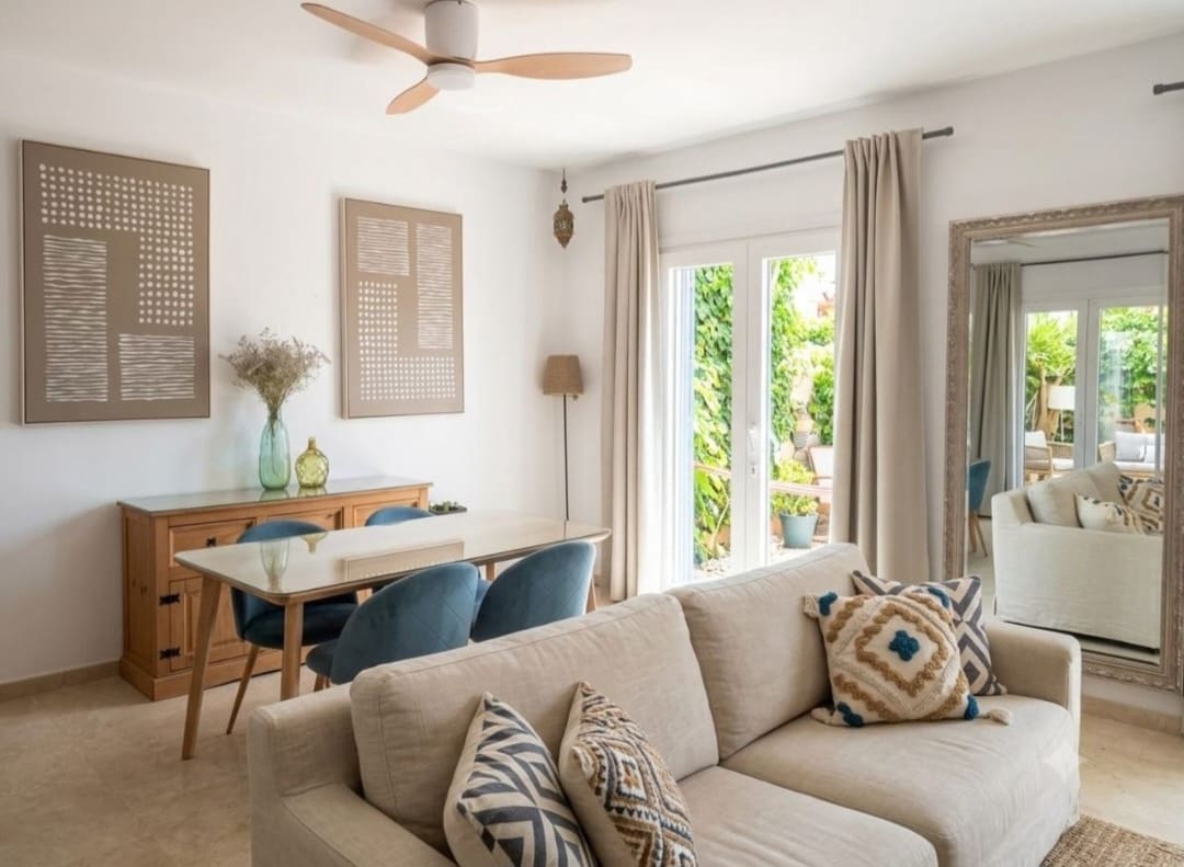 4 bedroom Terraced Villa for sale in Mollina with pool - € 255,000 (Ref: 9972858)
