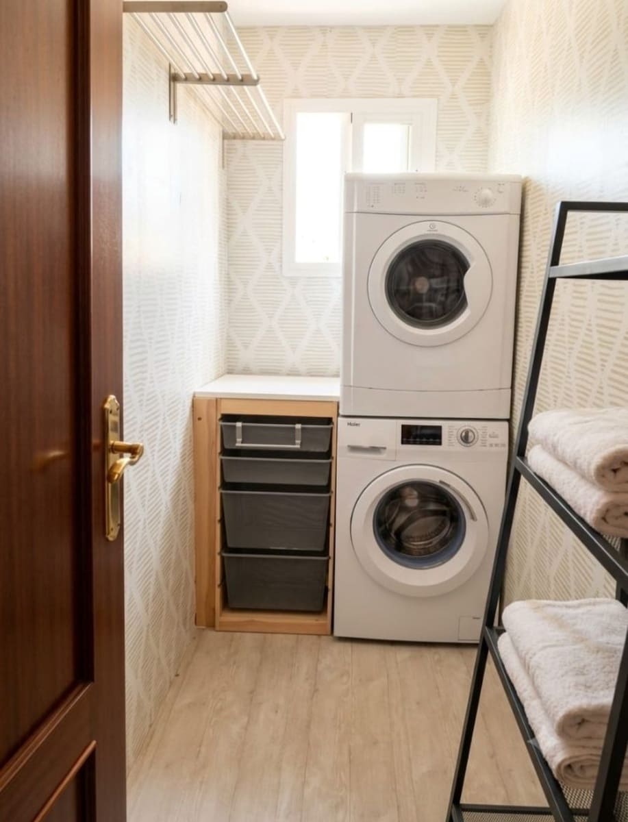 4 bedroom Terraced Villa for sale in Mollina with pool - € 255,000 (Ref: 9972858)