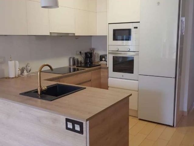 2 soveværelse Strandlejlighed til salg i Fuengirola med swimmingpool - € 285.000 (Ref: 9972860)