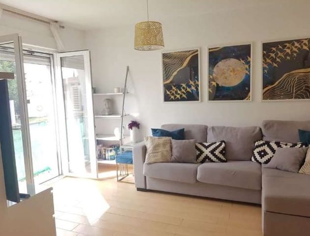 2 soveværelse Strandlejlighed til salg i Fuengirola med swimmingpool - € 285.000 (Ref: 9972860)