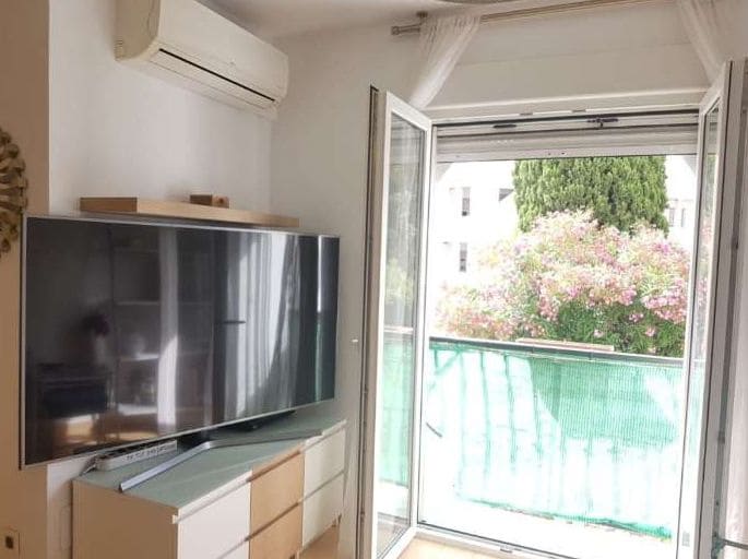 2 bedroom Beach Apartment for sale in Fuengirola with pool - € 285,000 (Ref: 9972860)