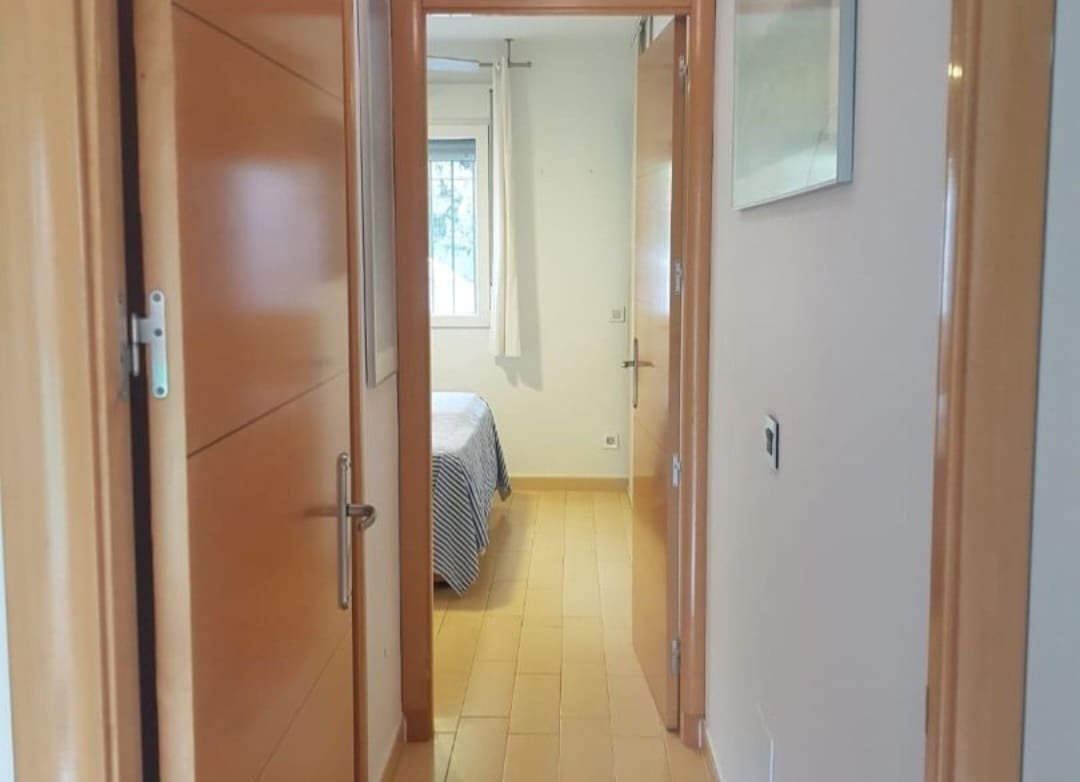 2 bedroom Beach Apartment for sale in Fuengirola with pool - € 285,000 (Ref: 9972860)