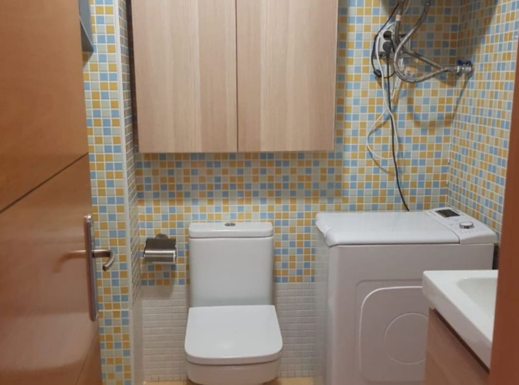 2 bedroom Beach Apartment for sale in Fuengirola with pool - € 285,000 (Ref: 9972860)
