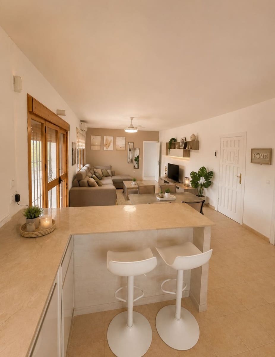 3 bedroom Villa for sale in Cartama with pool - € 329,000 (Ref: 9976784)