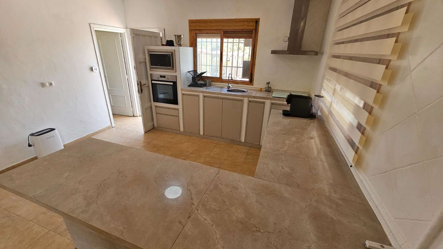 3 bedroom Villa for sale in Coin with pool - € 329,000 (Ref: 9976784)