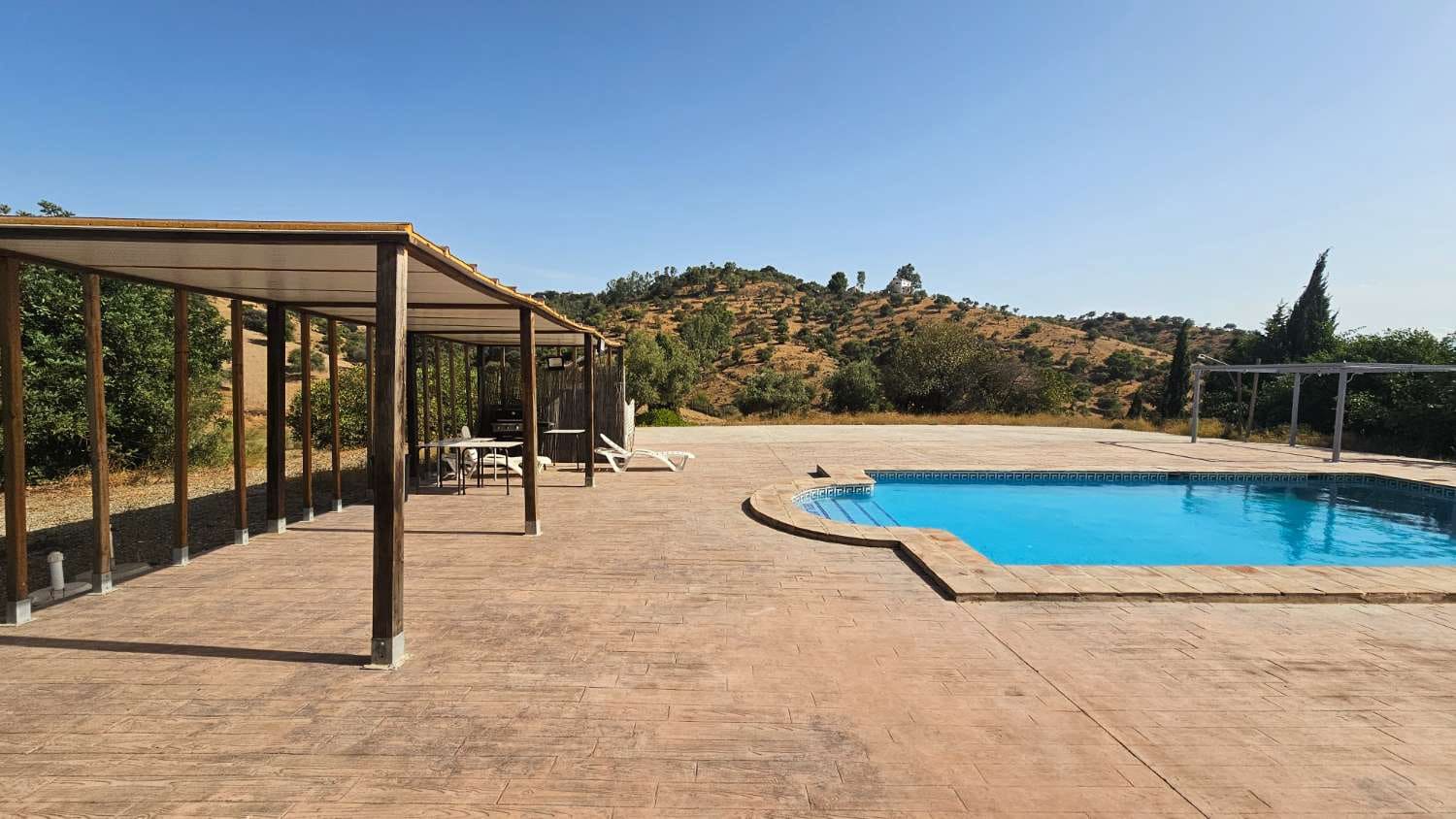 3 bedroom Villa for sale in Coin with pool - € 329,000 (Ref: 9976784)