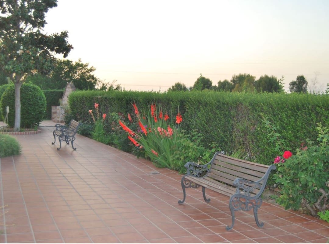 5 soveværelse Villa til salg i Antequera med swimmingpool garage - € 689.000 (Ref: 9976785)