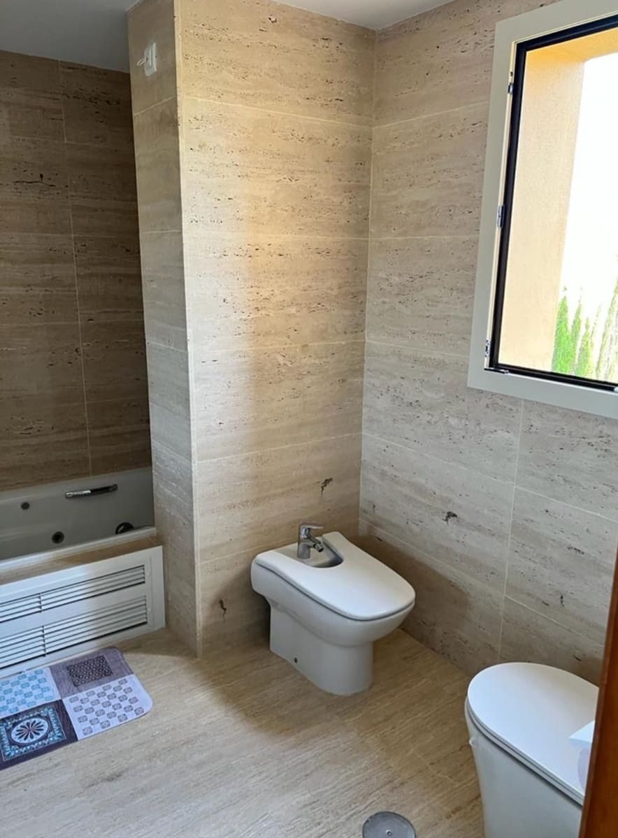 Apartamento Playa de 2 habitaciones en Alhaurín de la Torre en venta con piscina garaje - 365.000 € (Ref: 9978174)