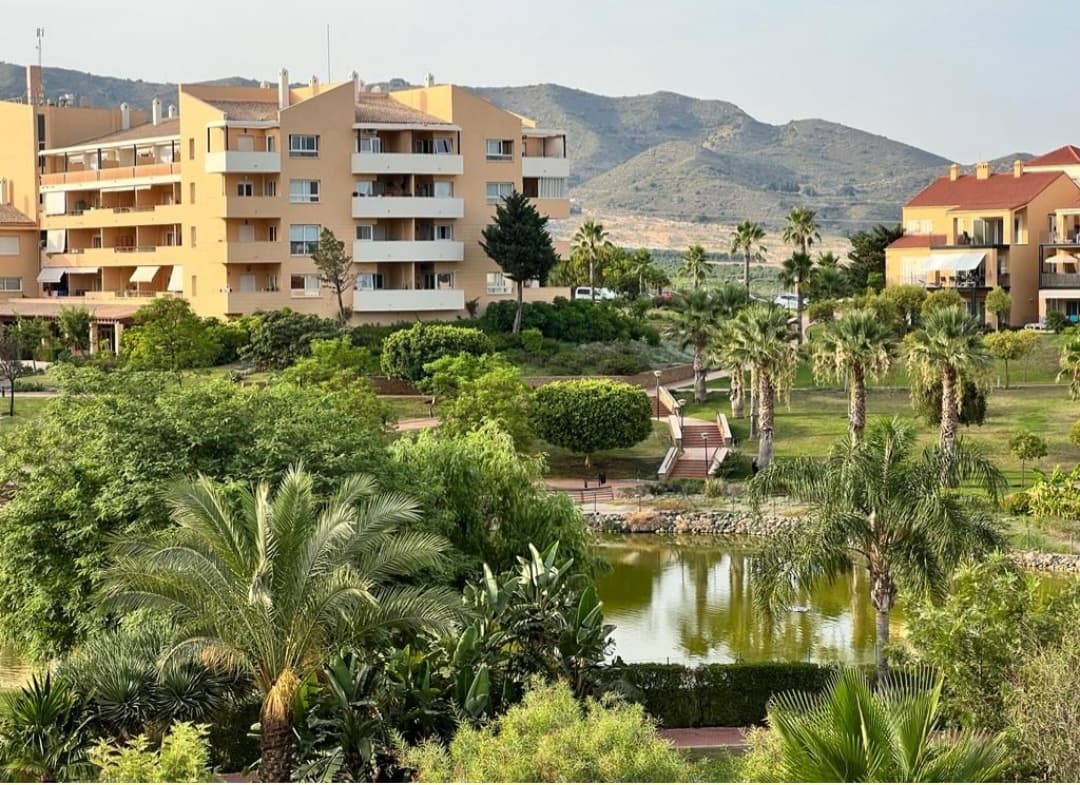 Apartamento Playa de 2 habitaciones en Alhaurín de la Torre en venta con piscina garaje - 365.000 € (Ref: 9978174)