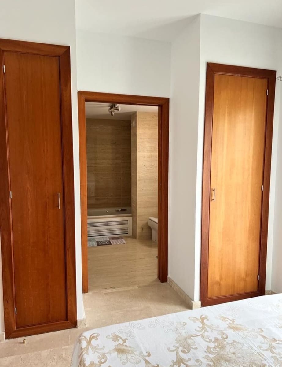 Apartamento Playa de 2 habitaciones en Alhaurín de la Torre en venta con piscina garaje - 365.000 € (Ref: 9978174)