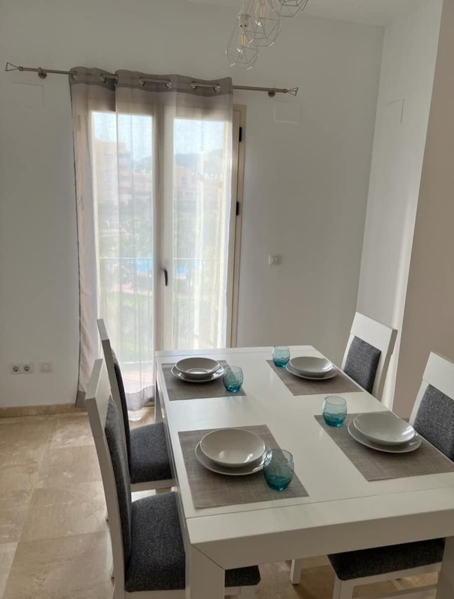 Apartamento Playa de 2 habitaciones en Alhaurín de la Torre en venta con piscina garaje - 365.000 € (Ref: 9978174)