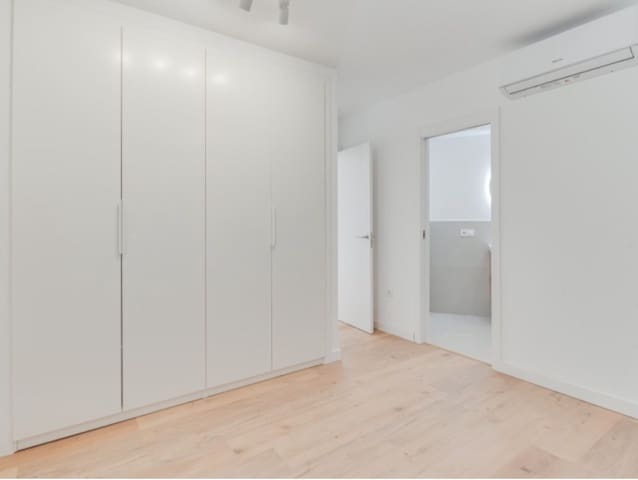 3 slaapkamer Strandappartement te koop in Málaga stad - € 625.000 (Ref: 9982693)