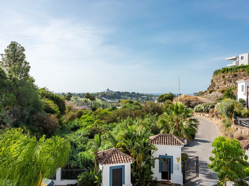Apartamento Playa de 2 habitaciones en Benahavís en venta con piscina garaje - 549.000 € (Ref: 9982694)