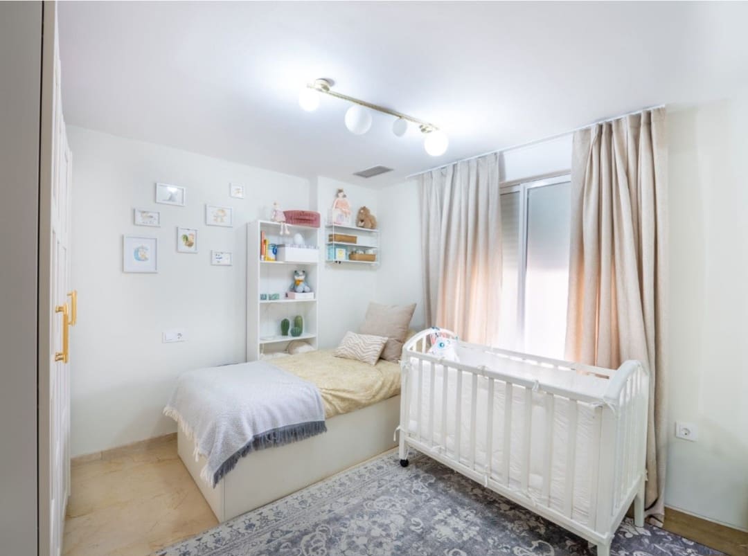 2 slaapkamer Strandappartement te koop in Marbella met zwembad garage - € 455.000 (Ref: 9982695)